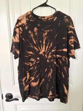 Black and Orange Tie-Dye Tee